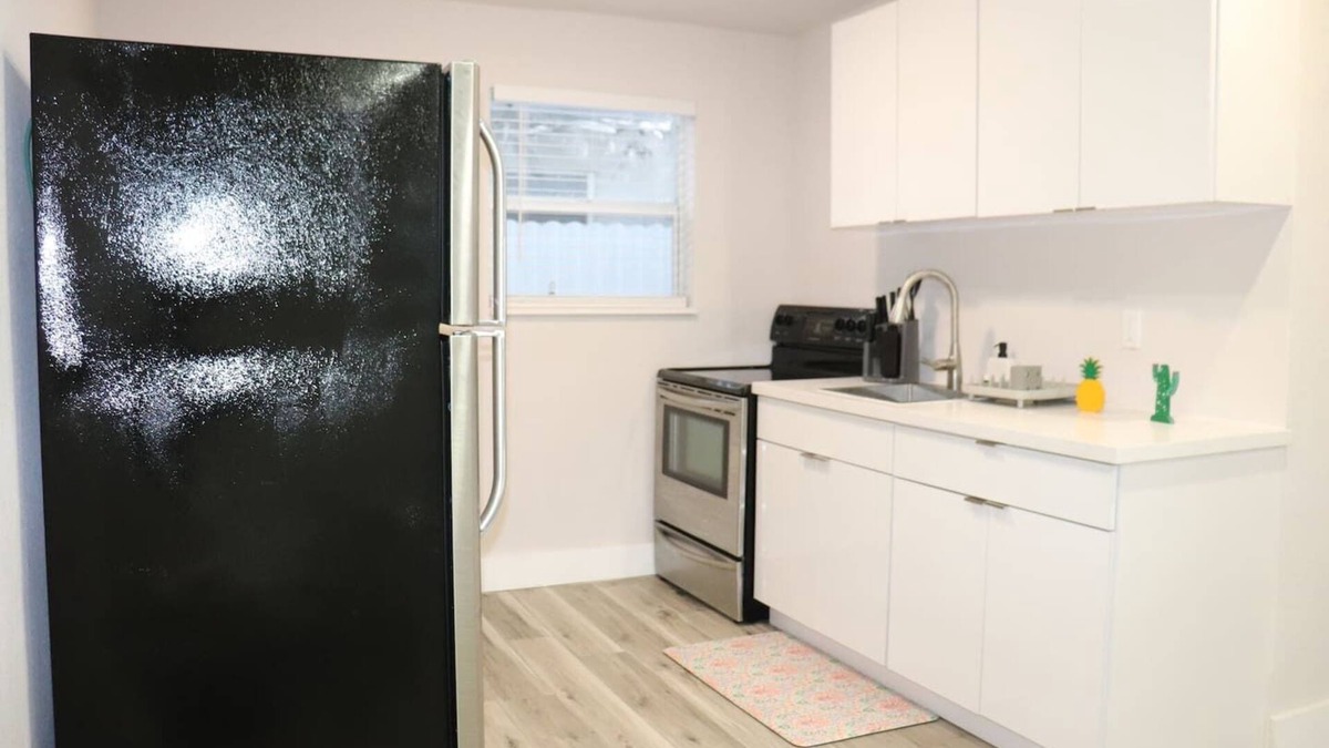 Dania Beach House | Flamingo Beach House – Tropical charm just minutes from the beach.