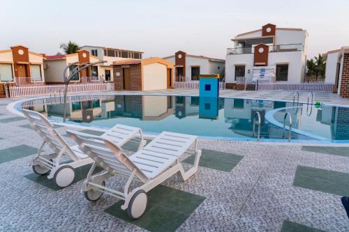 Una Hotel | Flamingo Club and Resort Una 3 Km Away from Diu Check Post