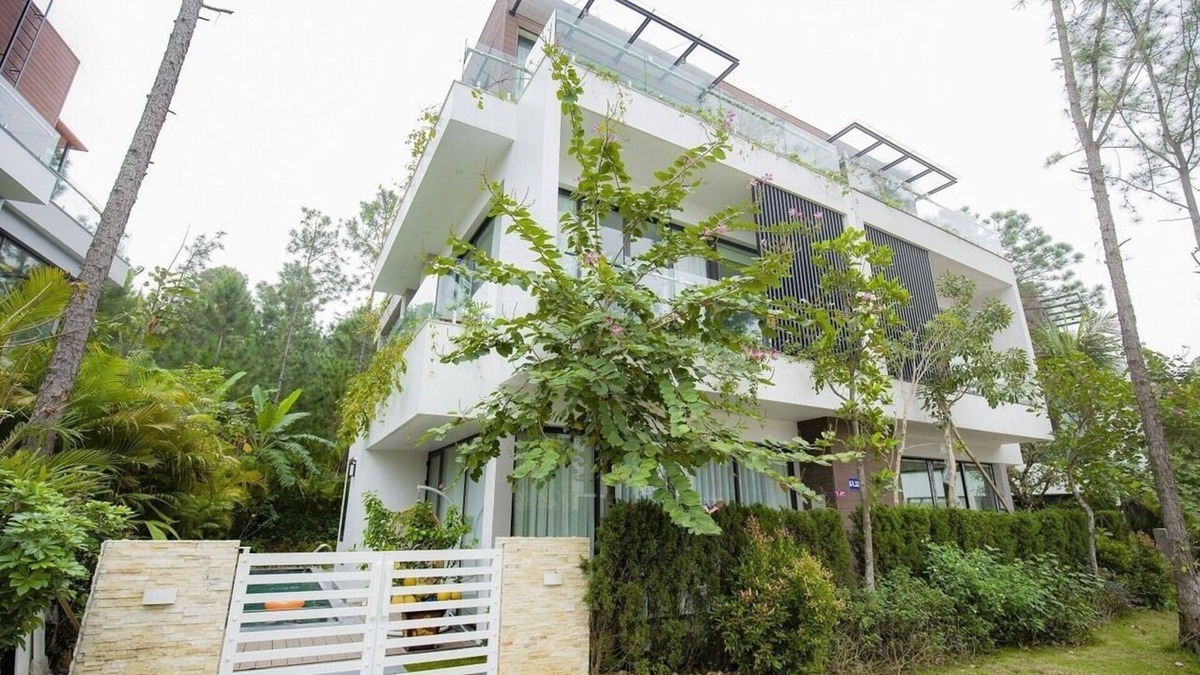 Vinh Yen Villa | Flamingo Dai Lai Resort Vila Tu Nhan BBQ