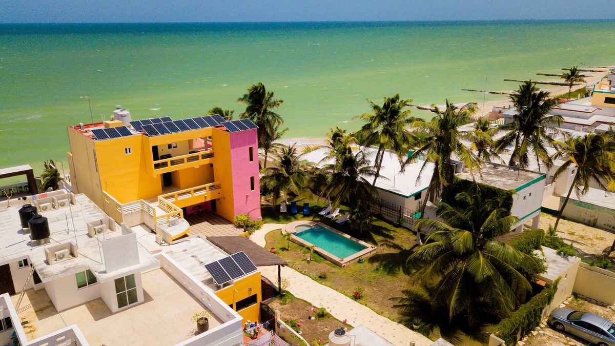 Chuburna Puerto Bed & Breakfast | Flamingos Inn