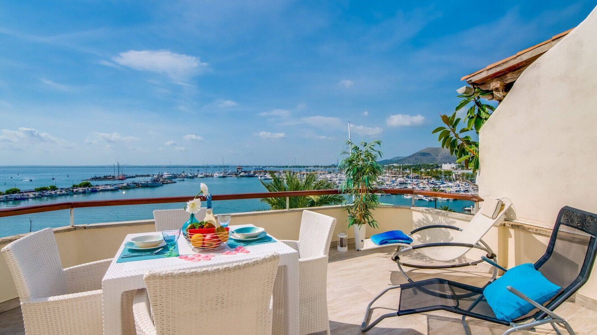 Alcudia Apartment | Flat Blue Attic Beach with Sea View Port Alcudia