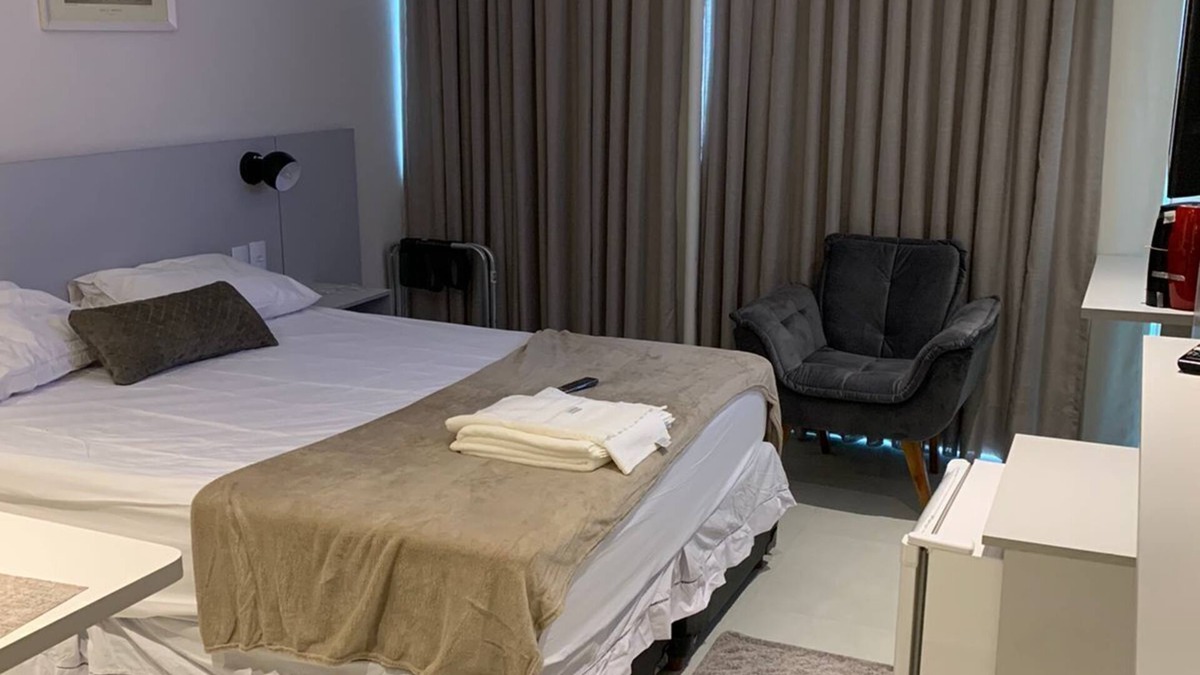 Campos Hotel | Flat Encantador com Piscina/Vista Exclusiva Para Av. Pelinca