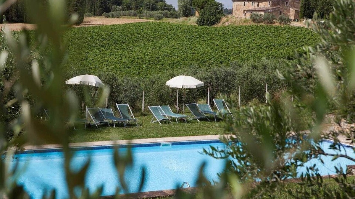 Montelupo Fiorentino Apartment | Flat in a winery in Montespertoli, Wi-Fi, swimming pool,children friendly,Gia