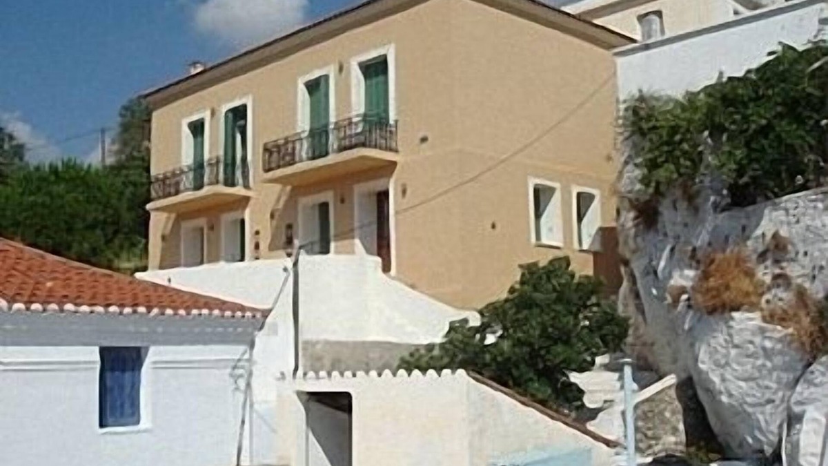 Steniai Apartment | Flat in Stenies near capital of Andros, Greece, amazing views of village and sea