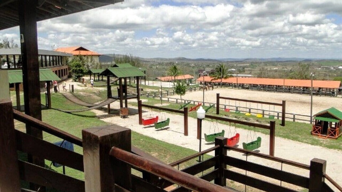 Saire Apartment | Flat no Hotel Fazenda Monte Castelo Gravatá 2 qts Junto à Fazendinha e Piscina