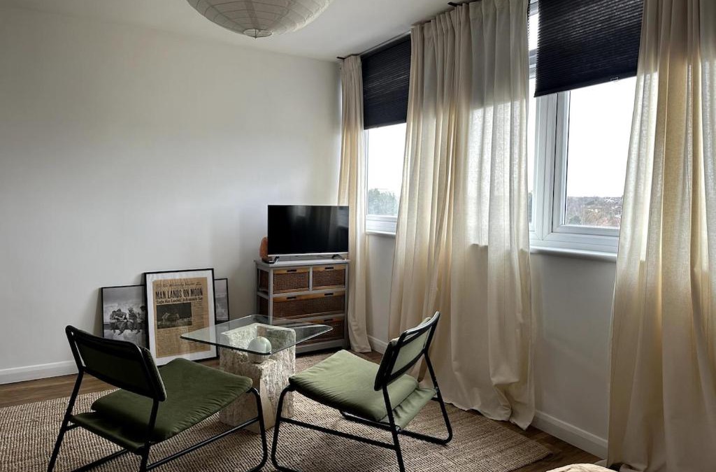 Southend-on-Sea Apartment | Flat-on-Sea