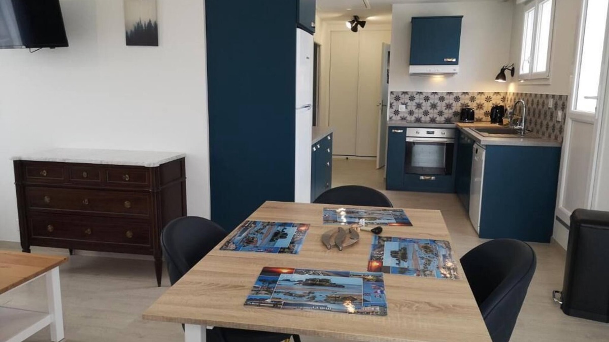 Asnelles Apartment | Flat Place Stanier, N7