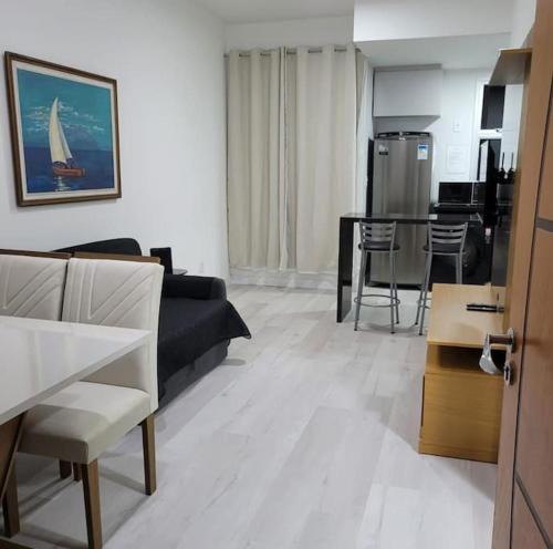 Barro Vermelho Apartment | Flat recém-reformado e bem localizado