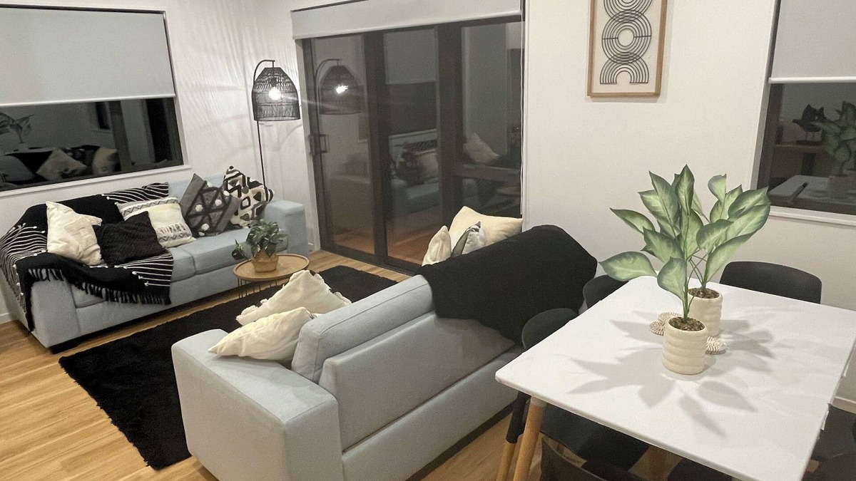 Flat Bush House | Flatbush Holiday Accommodation, 2.5 Bedroom Town House RA