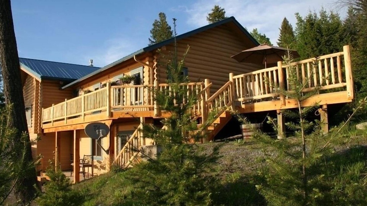 Bigfork Cabin | Flathead Lake - Bigfork log cabin with stunning views Apartment