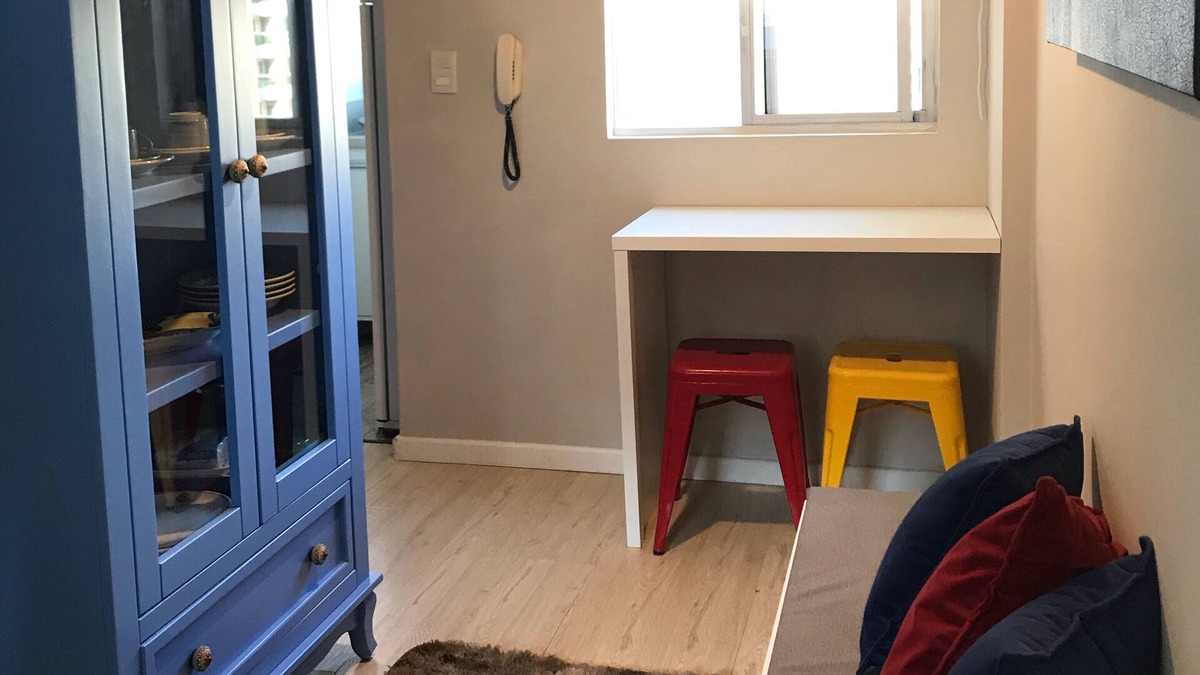 Bigorrilho Apartment | Flawless kit!Business, tourism. Sleeps 2 people.