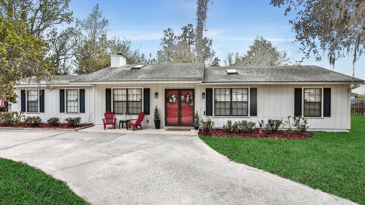 Doctors Inlet House | Fleming Island 4/3 by River wifi&MILS! Beach 45min