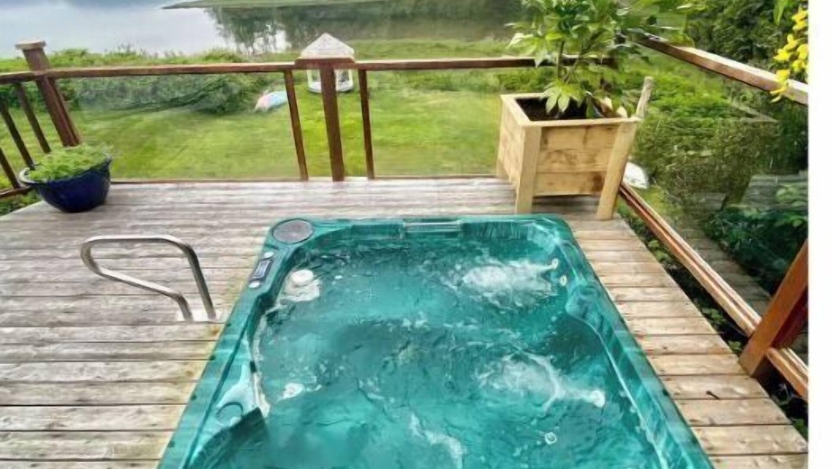 Ucluelet House | Fletcher’s Cove