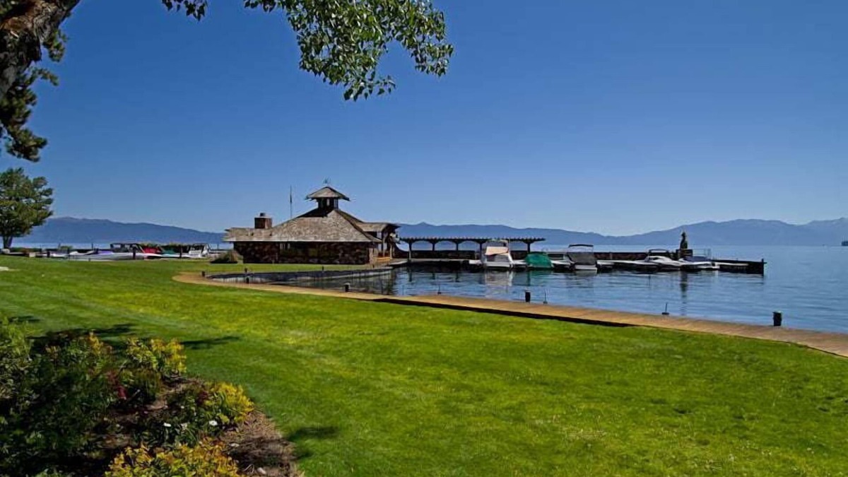 Tahoe Pines House | Fleur Du Lac 18 By Tahoe Getaways - Lakefront Monthly Rental with Pool, Tennis, Gym, Boat Slip