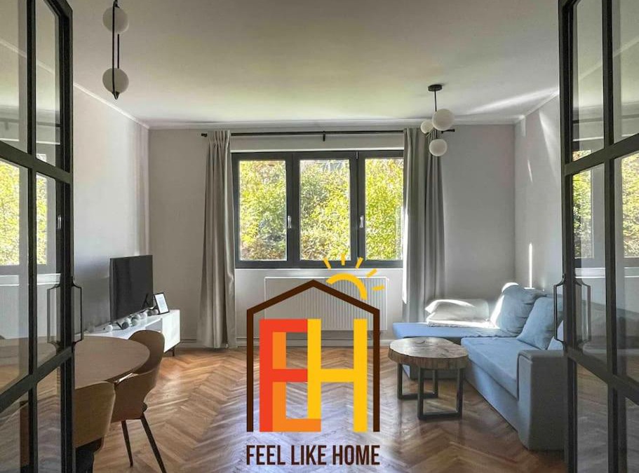 Three Oaks Apartment | FLH - Nana's apartment