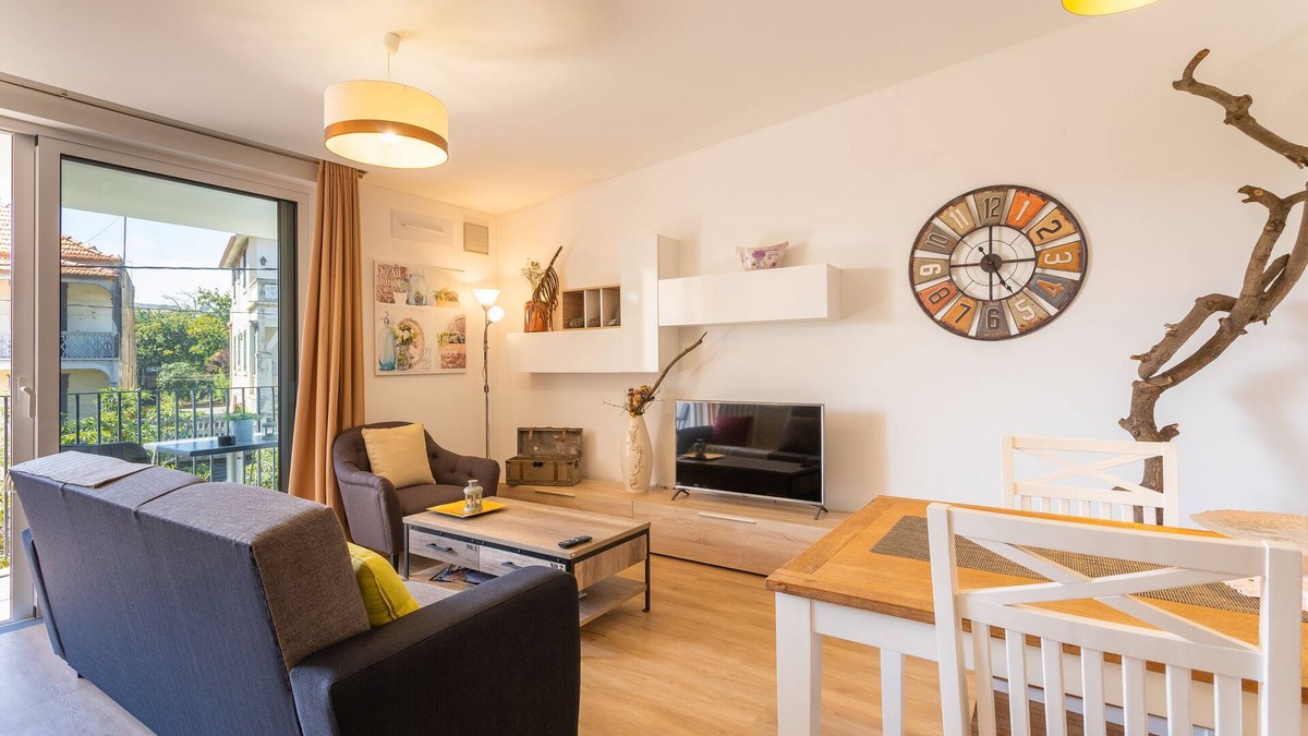 Sao Pedro Apartment | FLH Quintinha Rocha – Rosemary Garden Apartment