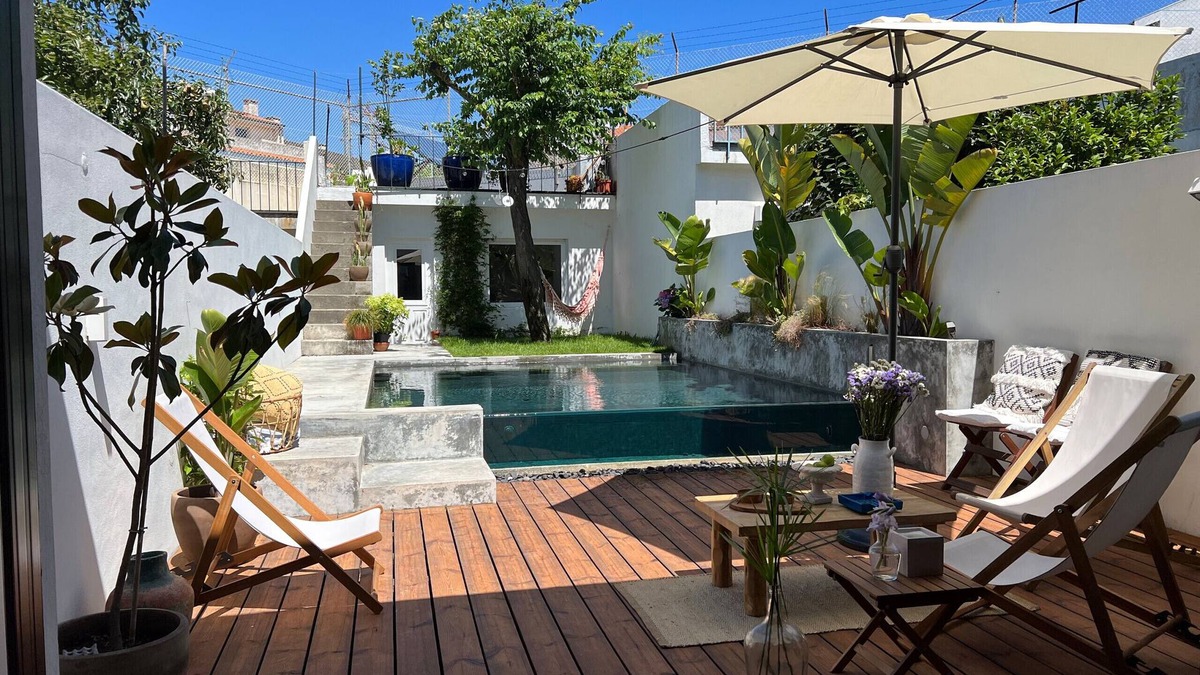 Vilarinha House | FLH Secluded Porto Haven with Pool