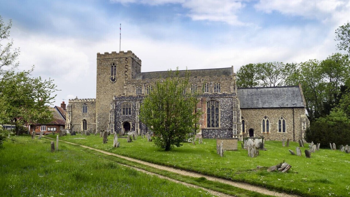 Debenham House | Flint Cottage - One Bedroom House, Sleeps 2