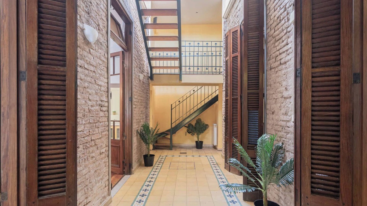 Palermo House | Fliphaus + Soria 5100 - 4 Bd House Pool & BBQ Palermo Soho