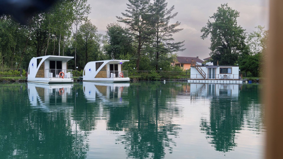 Fiano Boat Rental | Floating Dream