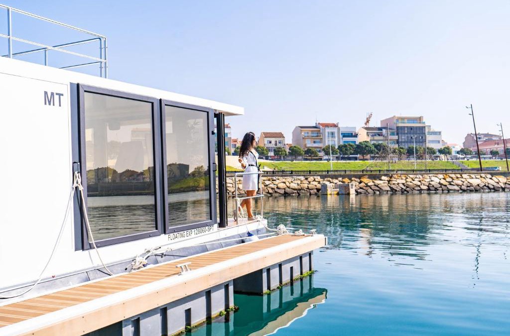 Povoa De Varzim Boat Rental | Floating Experience - Casa flutuante a 25 min do Porto