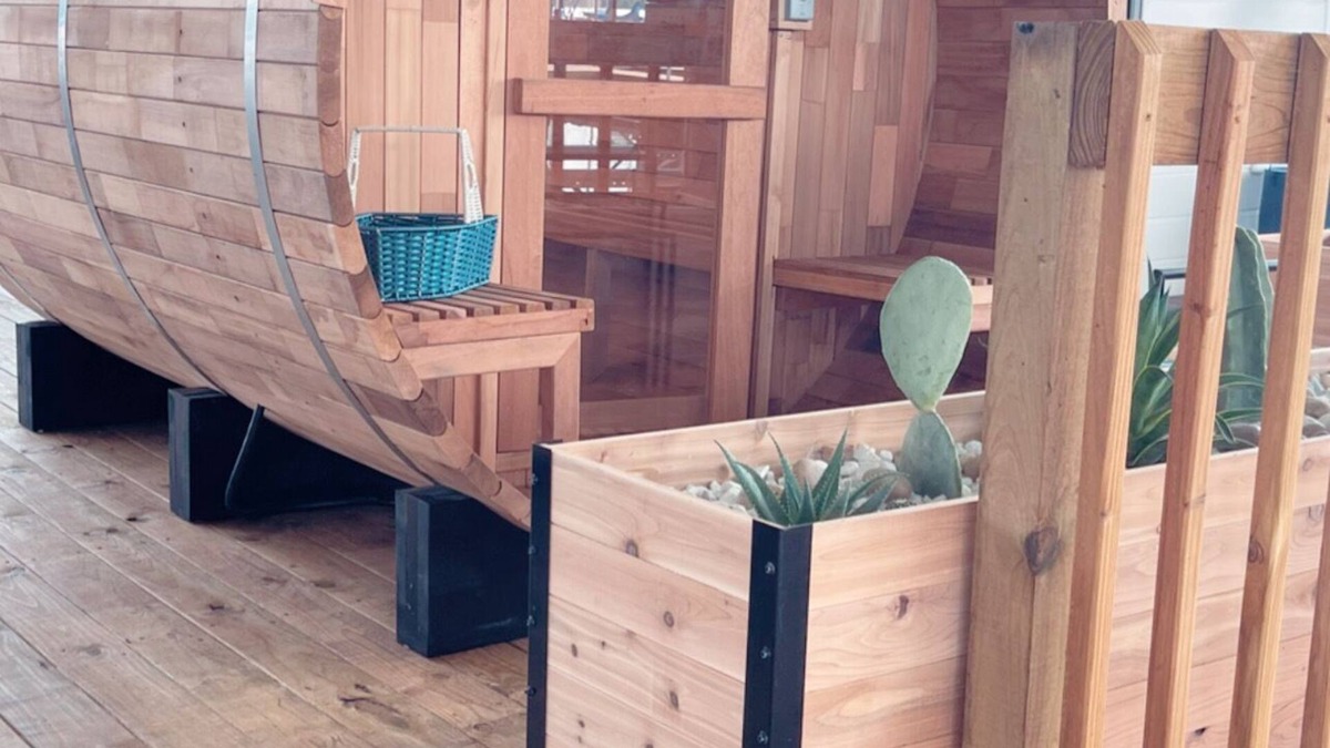 Rowlett Boat Rental | FLOATING HOTEL.