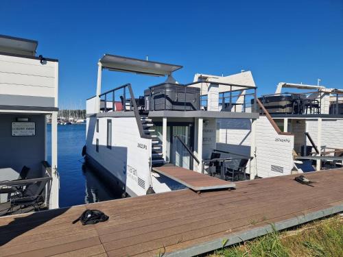 Vintijan Boat Rental | Floating House SENA