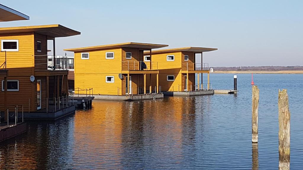 Ostvorpommern House | FLOATING HOUSES - "schwimmende Ferienhäuser" - Haus 5