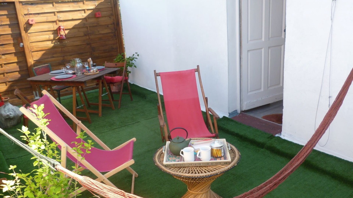 Aubervilliers House | Floor in a charming house + terrace + metro: the countryside in Paris