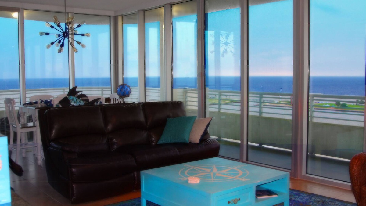 Biloxi Condo | Floor To Ceiling Windows Overlook The Gulf of America's Pristine White Beaches
