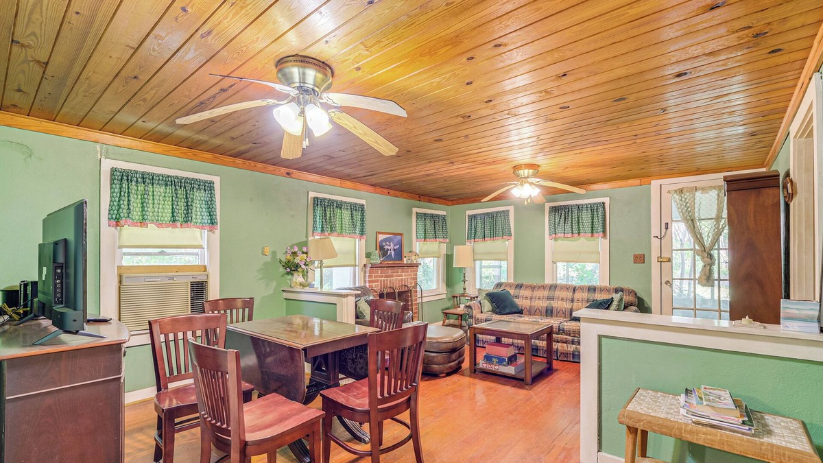 Floral City Cabin | Floral City Vacation Rental ~ 1 Mi to Boat Ramp!