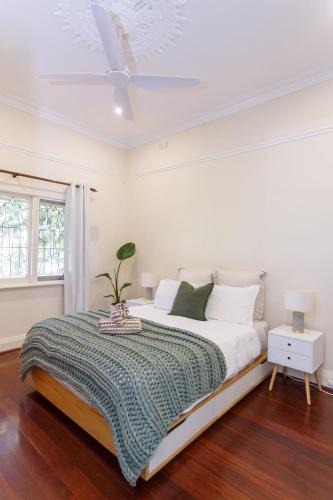 Floreat House | Floreat Family Home - With Kids Play Equipment