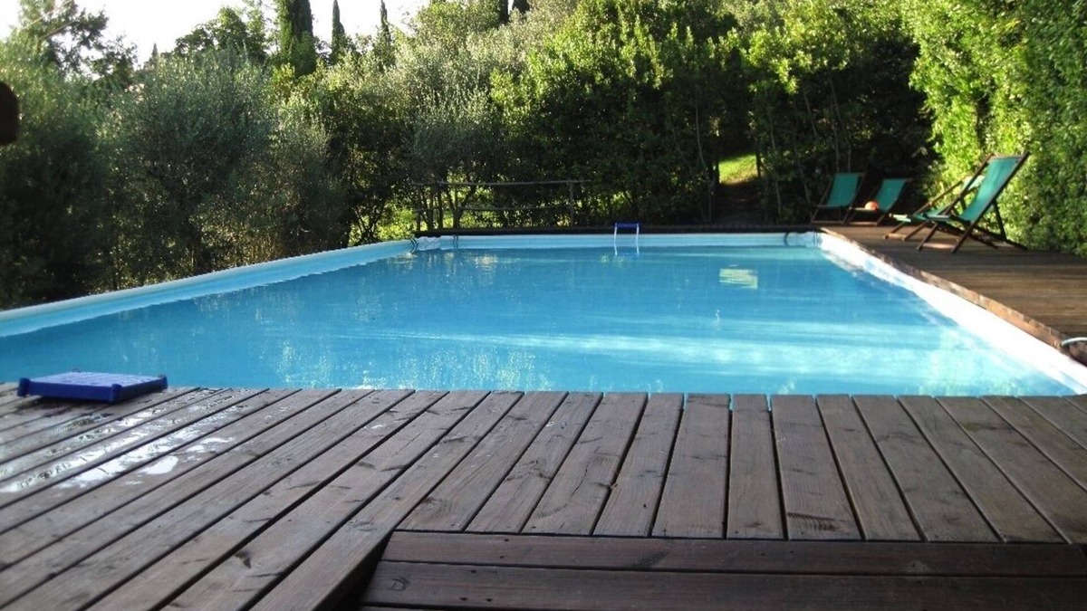 Fiesole Apartment | Florence Countryside Elegant Apartment Suite with Pool