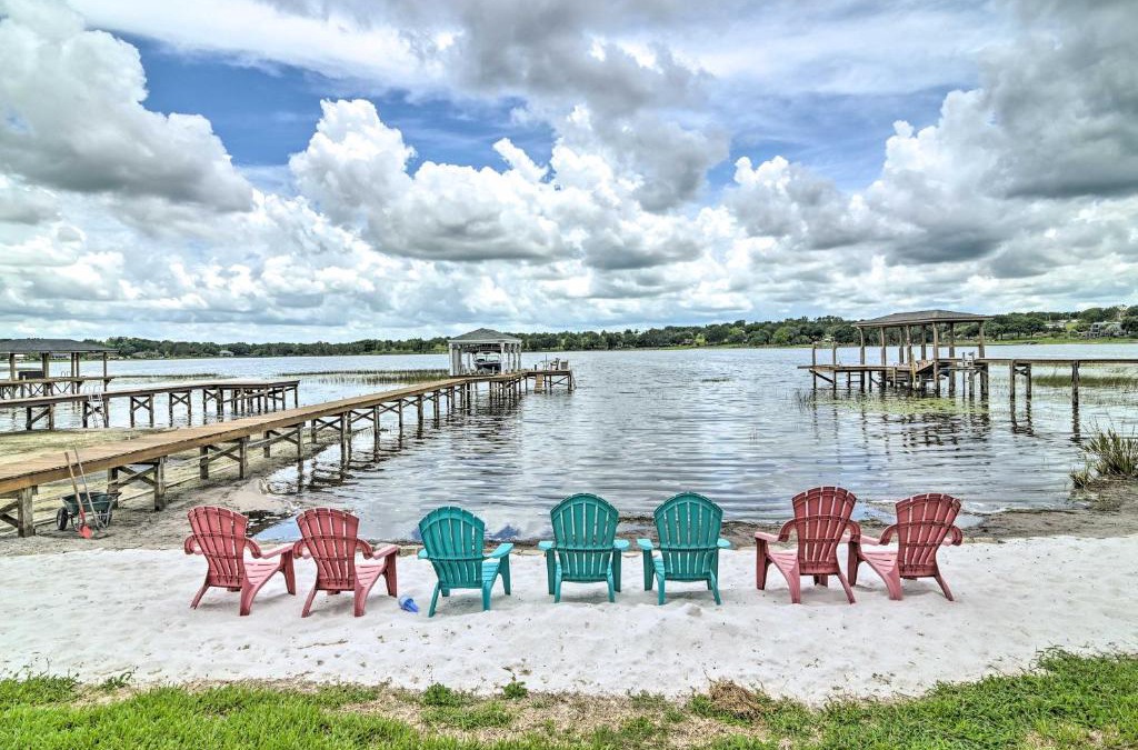 Sawmill House | Florida Family Home with Dock on Saw Mill Lake!