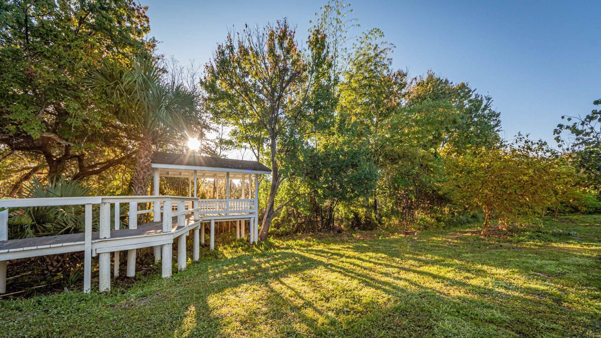 Sebastian Cabin | Florida Nature Lodge in beautiful Sebastian, FL.