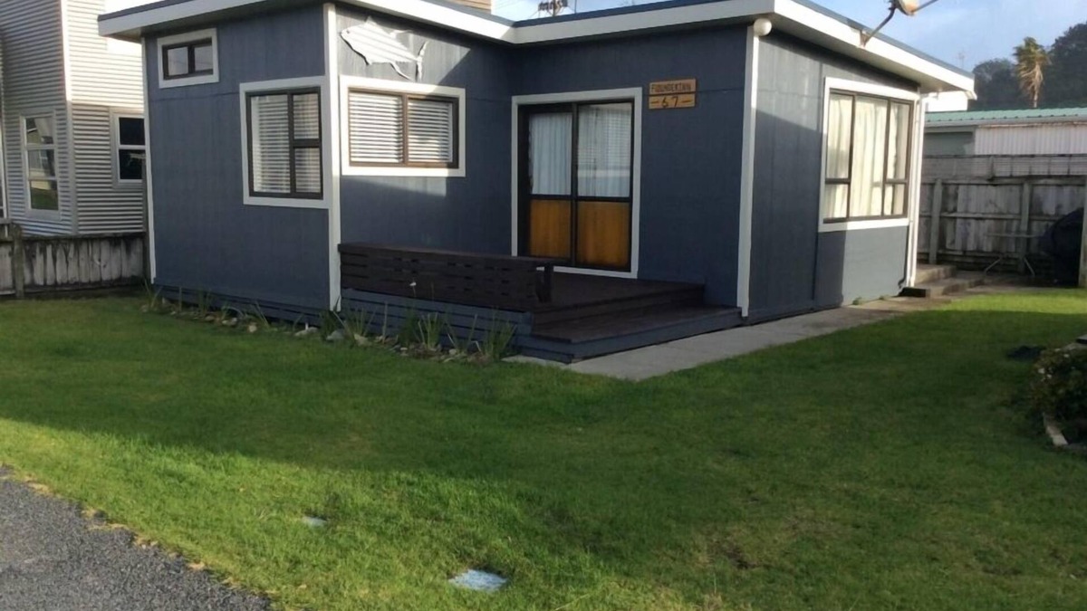 Urenui House | Flounder Inn - Where Great Holiday Memories Begin