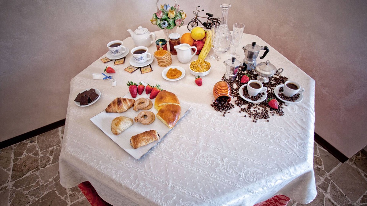 Murat Town Bed & Breakfast | Flower Bed & Breakfast
