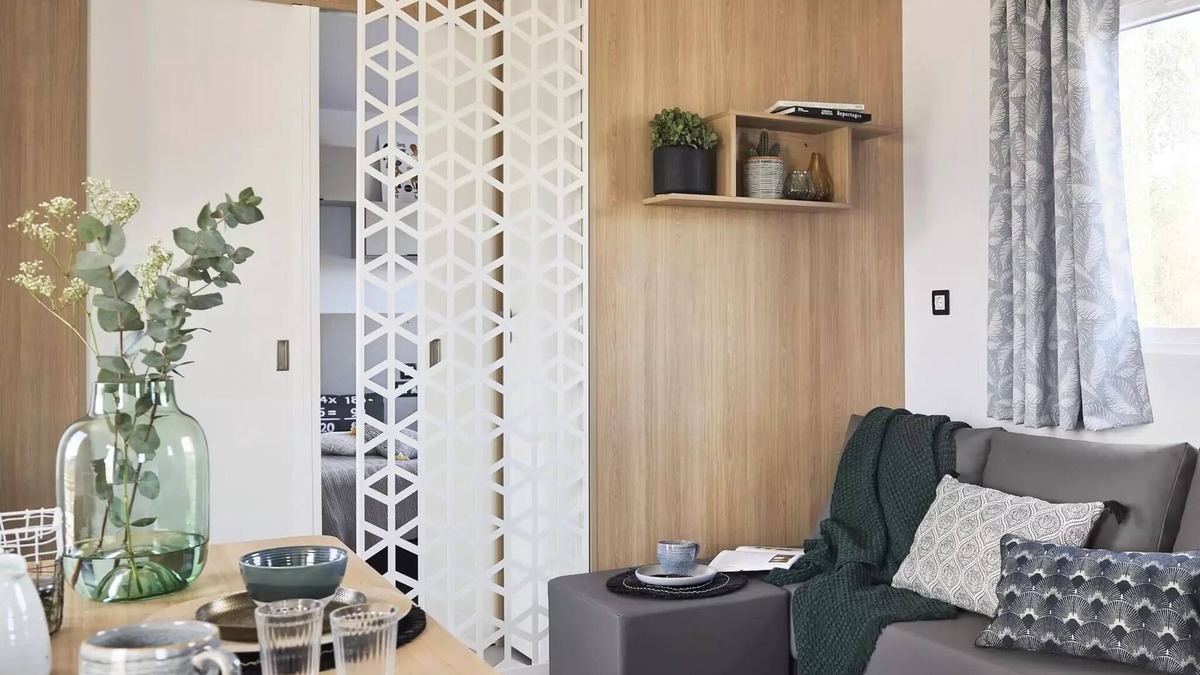 Cordelle House | Flower Camping de Mars * - Mobile home 35m2 Premium/3 bedrooms + TV + LV + Clim + Terrace covered 6 people
