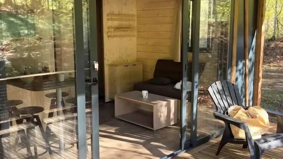 Vicdessos Ski Chalet | Flower Camping LA BEXANELLE * - Chalet Victoria Confort 20m² - 1 bedroom + TV + Covered terrace 4 people