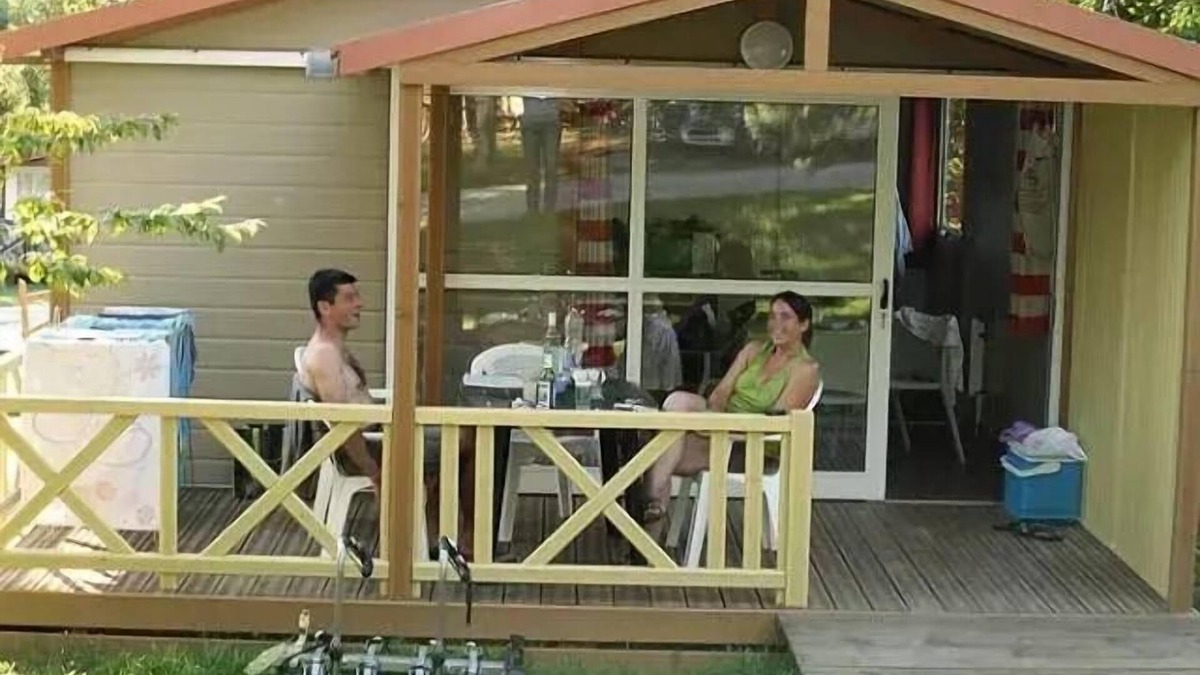 Camon Ski Chalet | Flower Camping LA GDPOLA * - Chalet Bouleau Standard 20m2 - 2 bedrooms + covered terrace 10m2 4 people