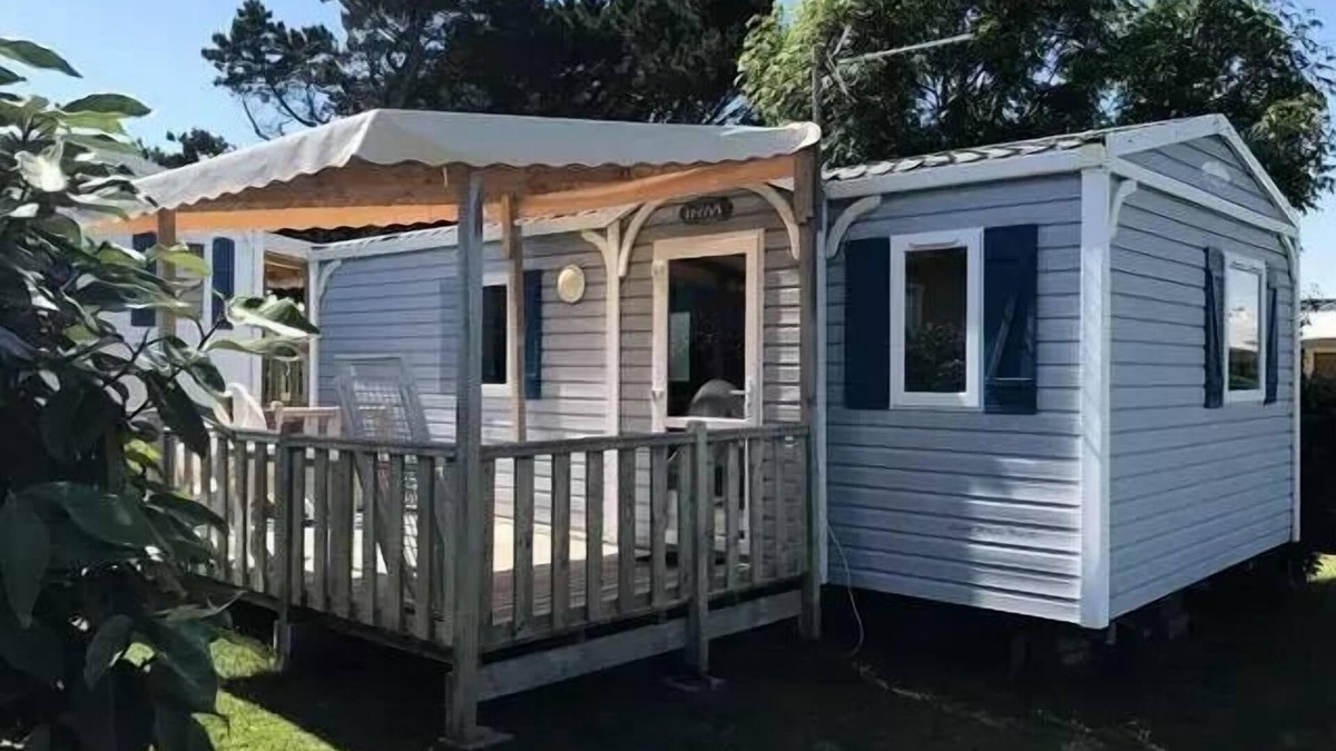Kerroch House | Flower Camping La Pointe du Talud * - Mobile home Standard MERCURE 27m2 - 2 bedrooms + semi-covered terrace 11m2 5 people