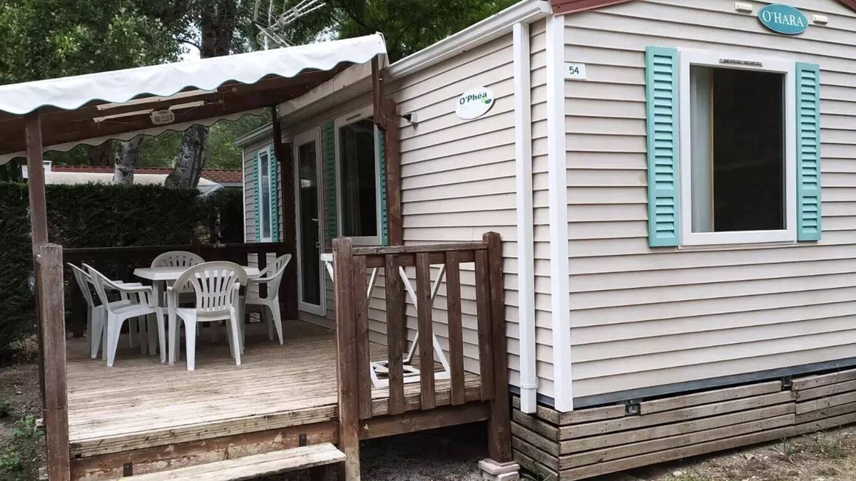 Saint Maime House | Flower Camping La Rivière * - Mobil-Home Comfort 29m2 (2 bedrooms) + covered terrace 5 people