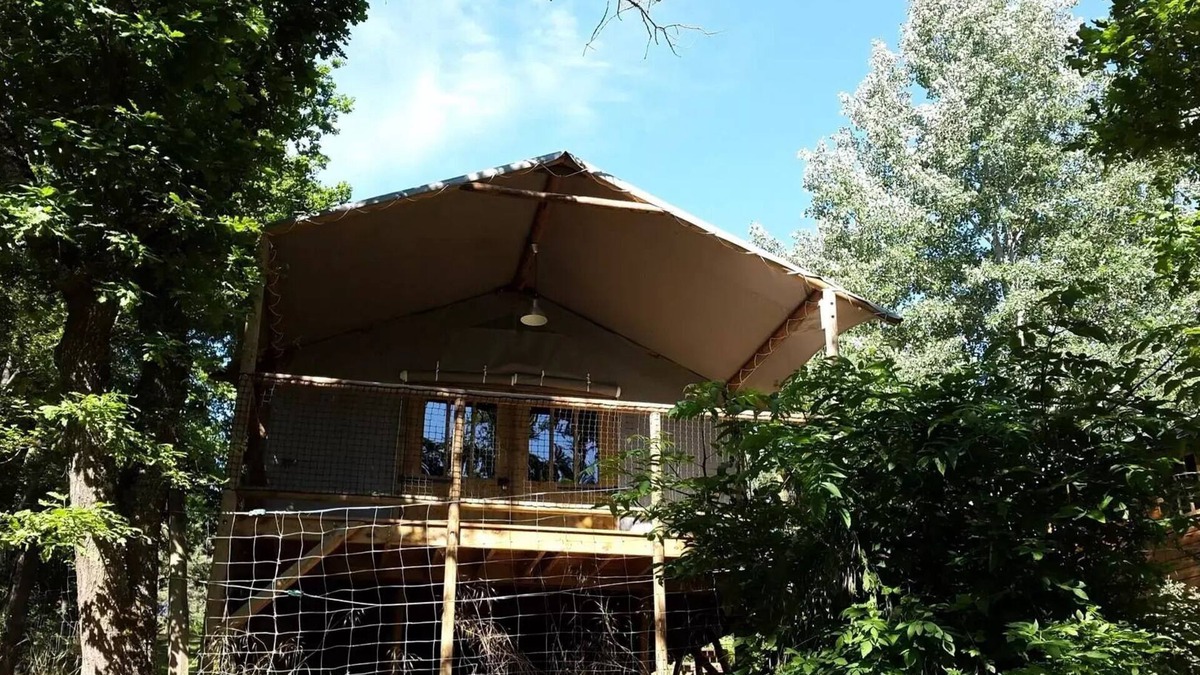 Saint-Paulien House | Flower Camping La Rochelambert * - Lodge Wood 4 Seasons Comfort 37m2 (2 bedrooms) including covered terrace 12m2 + River side 4 people