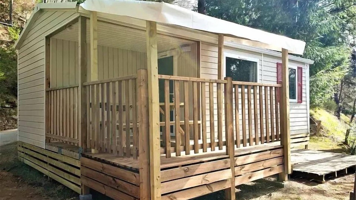 Neuveglise-sur-Truyere House | Flower Camping Le Belvédère * - Mobile home Comfort SIANNE - 2 bedrooms 4 people