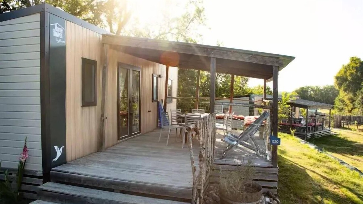 Martiel House | Flower Camping Le Lac aux Birds * - Homeflower PREMIUM with TV, dishwasher and air conditioning 31 m2 (3 bedrooms) 6 persons