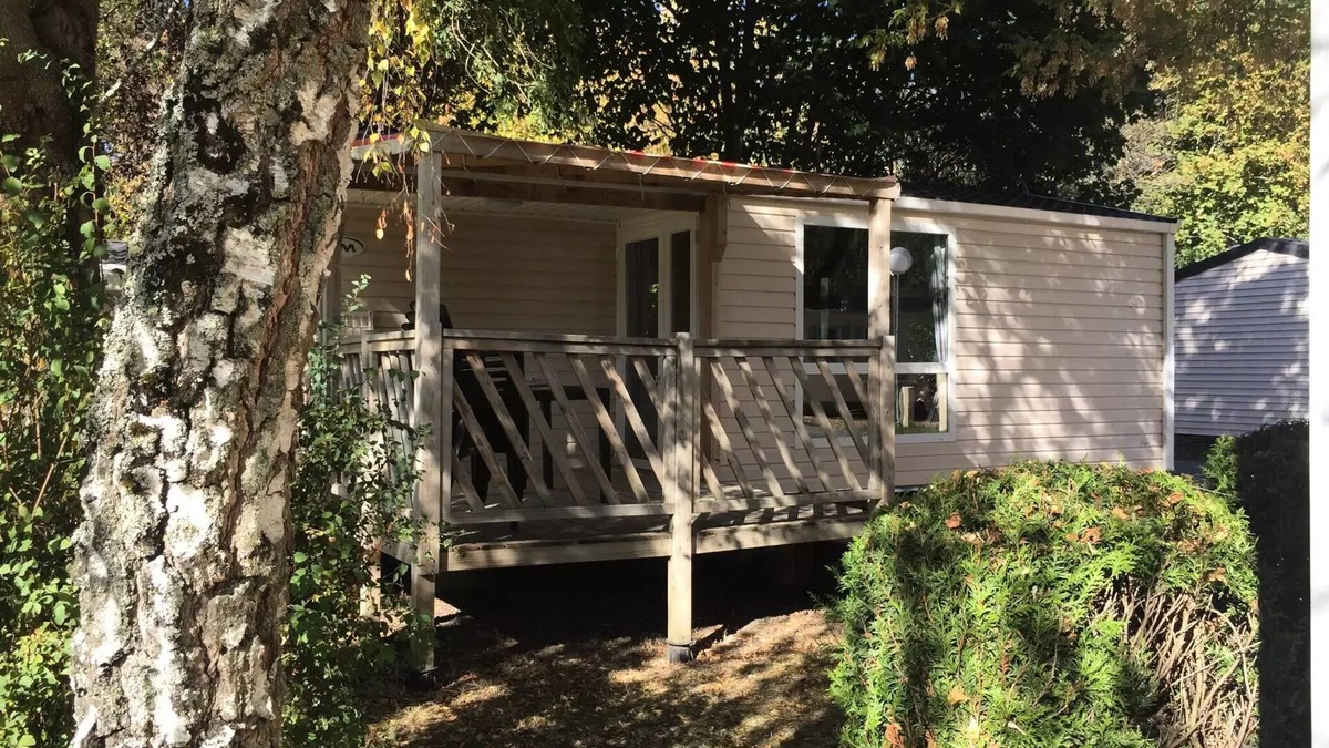Luynes House | Flower Camping Les Granges * - Mobile home Loggia Comfort 32 m2 (2 bedrooms) + covered terrace 4 people