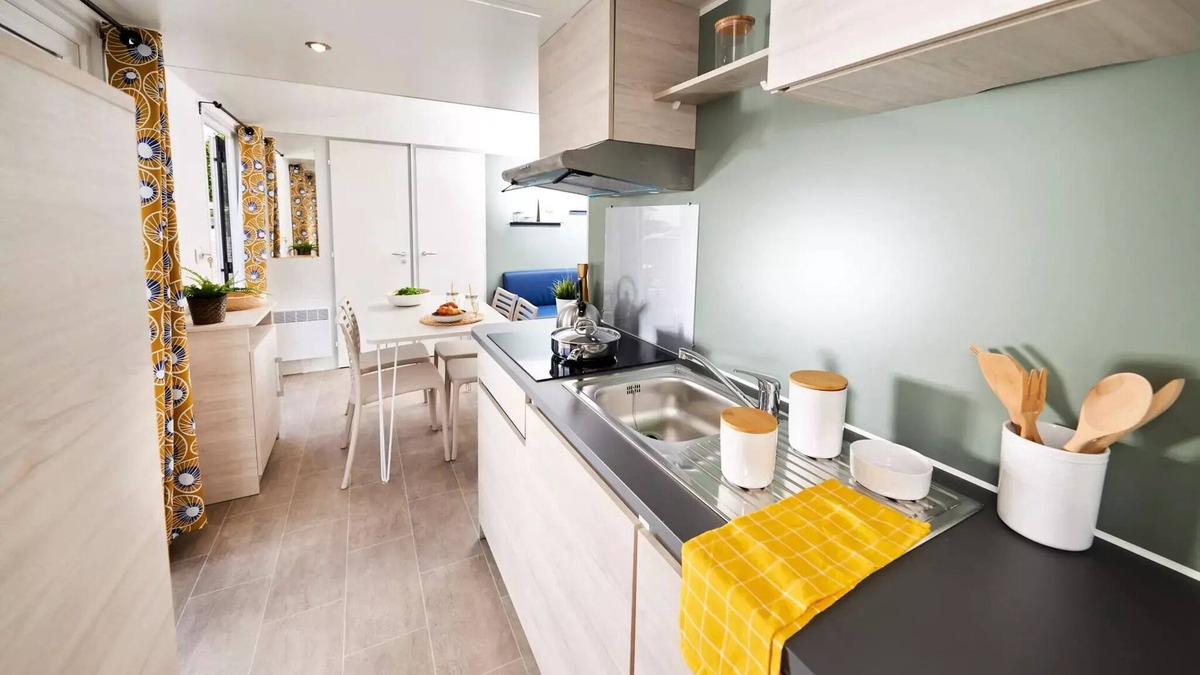 Luynes House | Flower Camping Les Granges * - Homeflower Premium 29m2 (2 bedrooms) + covered terrace 4 people