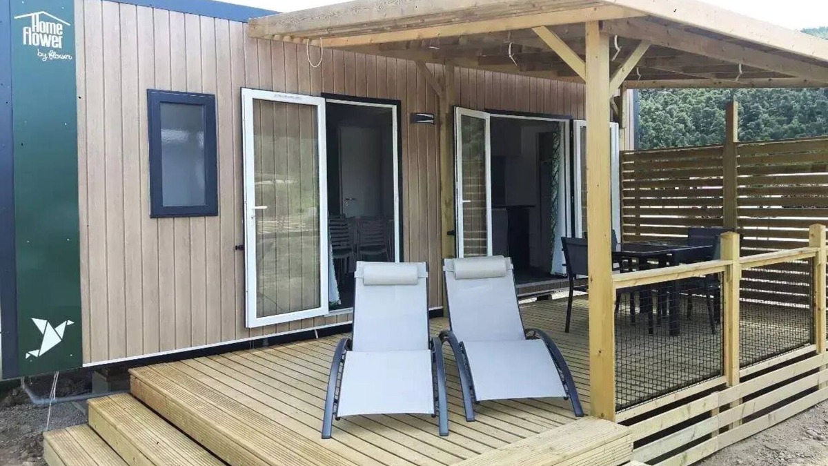 Bize-Minervois House | Flower Camping Olivigne * - Homeflower Premium 29 m2 2 bedrooms + terrace 17m2 + TV + LV + Clim + plancha 4 people
