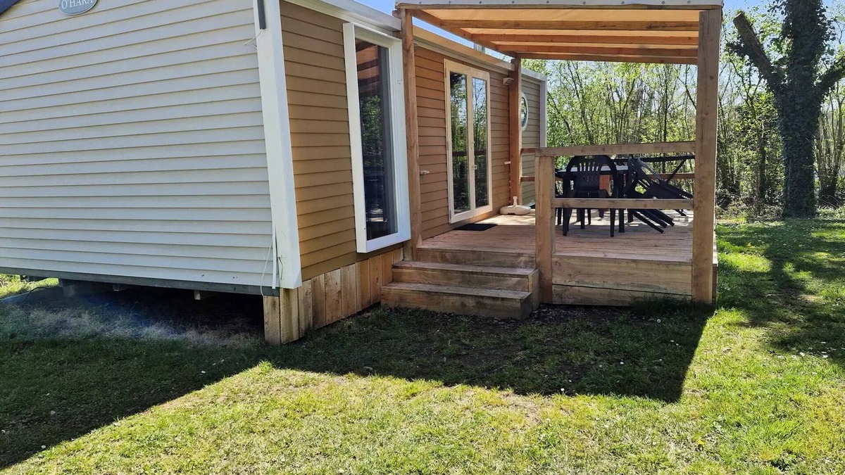 Pressignac House | Flower Lake Camping * - Mobile home O'Hara 2 bedrooms, covered terrace + TV 4 people