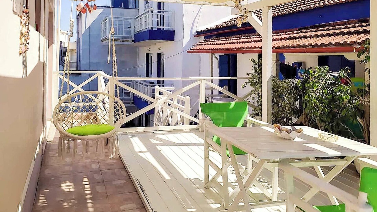 Patitiri Apartment | Flower's Studio - Alonnisos Summer Nest